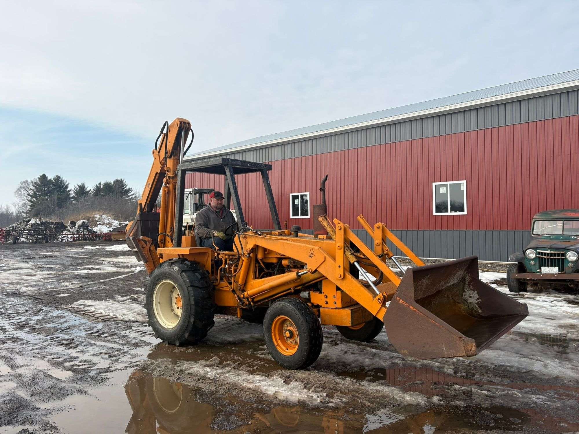 Case 580B Equipment Image0