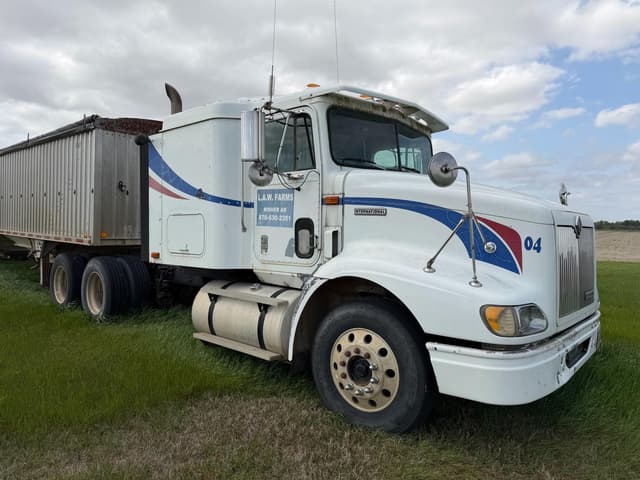 Image of International 9200 equipment image 1