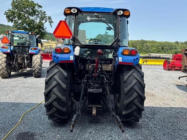 Image of New Holland T4.100 equipment image 2