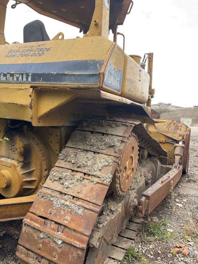 Image of Caterpillar D6H equipment image 4
