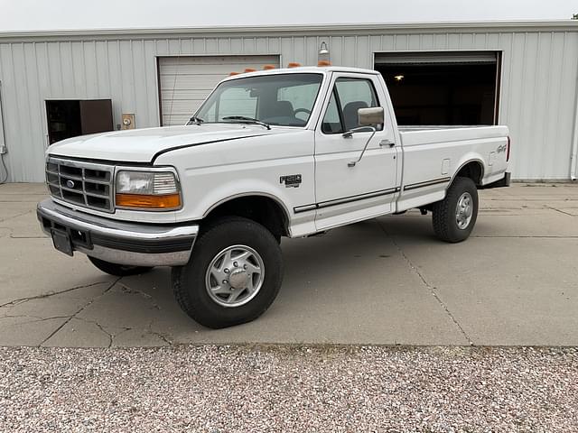 Image of Ford F-250 equipment image 1