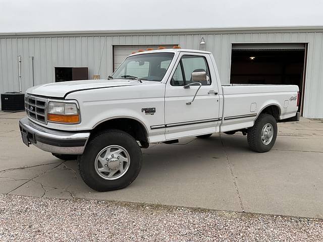 Image of Ford F-250 equipment image 3