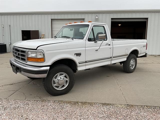 Image of Ford F-250 equipment image 2