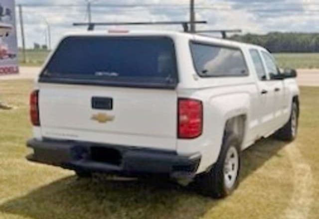 Image of Chevrolet 1500 equipment image 3