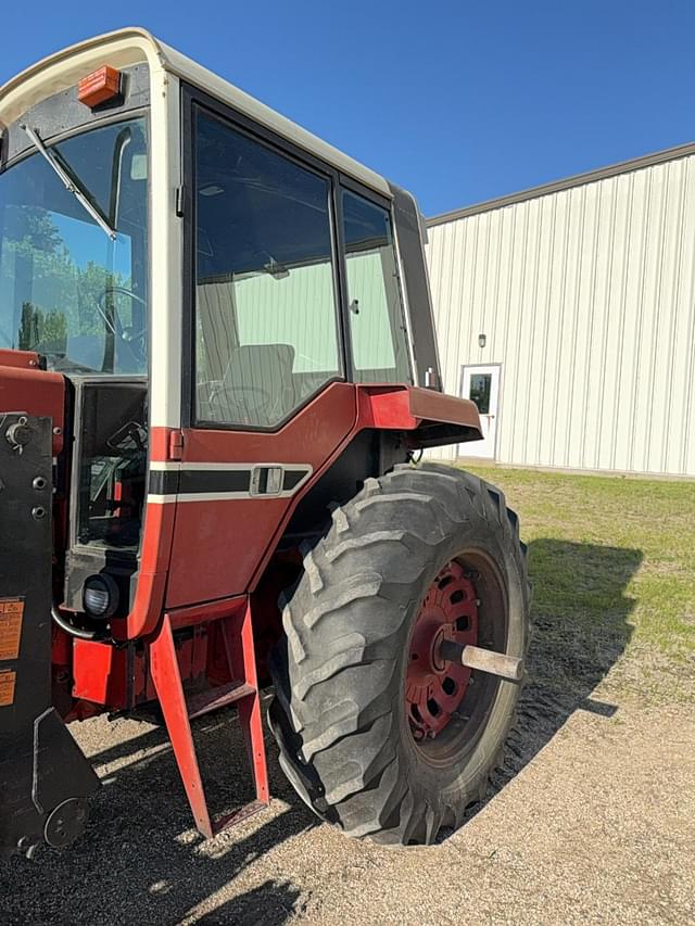 Image of International Harvester 986 equipment image 2