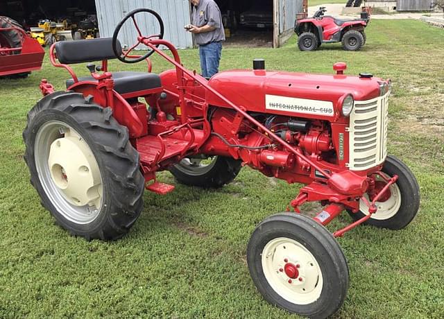 Image of International Harvester Cub Lo-Boy equipment image 1