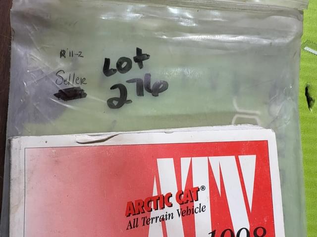 Image of Arctic Cat 300 equipment image 4