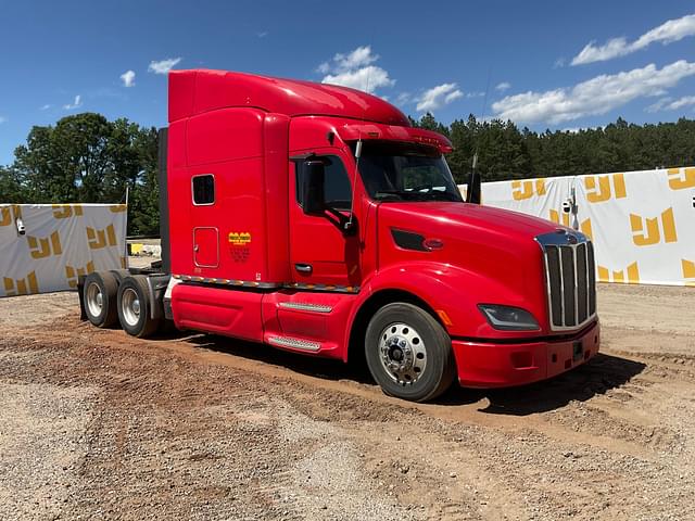 Image of Peterbilt 579 equipment image 2