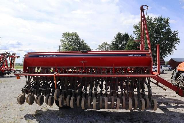 Image of Case IH 5500 equipment image 4