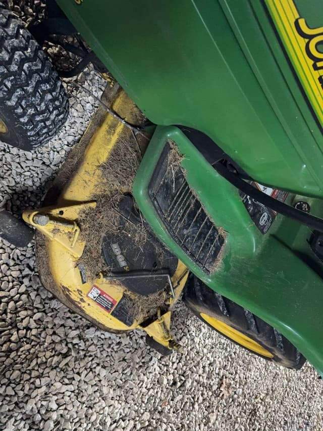 Image of John Deere GT245 equipment image 4