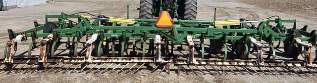 Image of John Deere 1010 equipment image 1