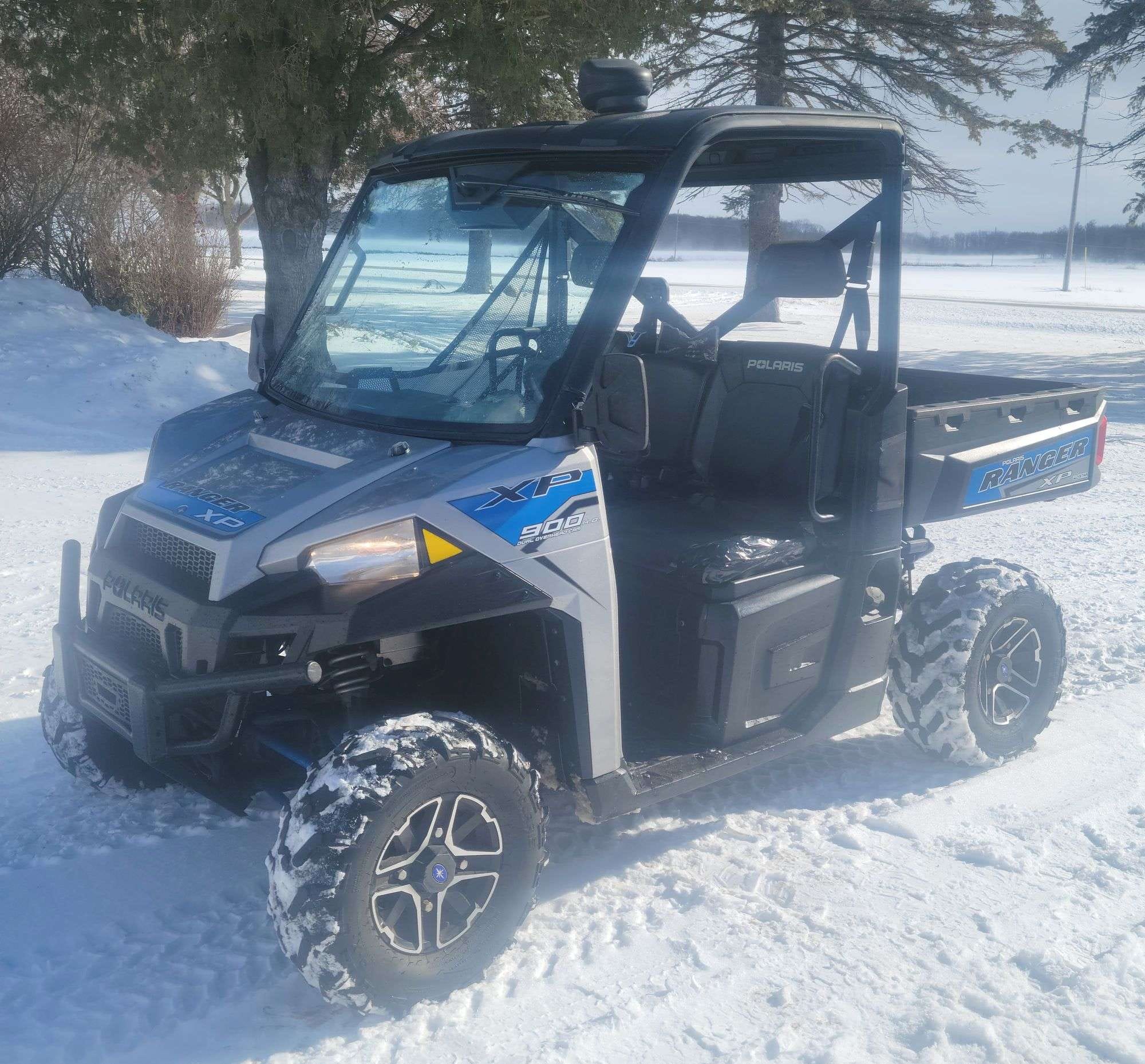 2017 Polaris Ranger 900 XP Equipment Image0