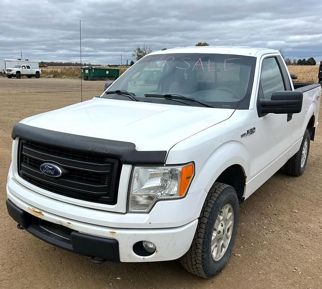 Image of Ford F-150 equipment image 1