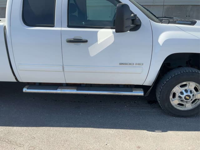 Image of Chevrolet 2500HD equipment image 4