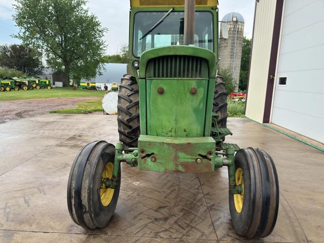 Image of John Deere 4320 equipment image 2