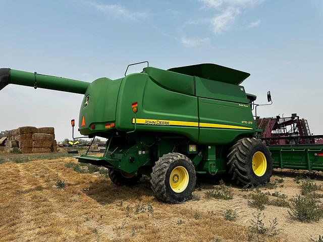 Image of John Deere 9770 STS equipment image 4