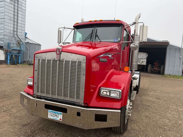 Image of Kenworth T800 equipment image 1