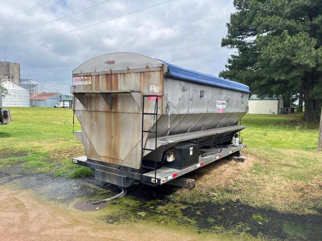 Main image Adams 16T