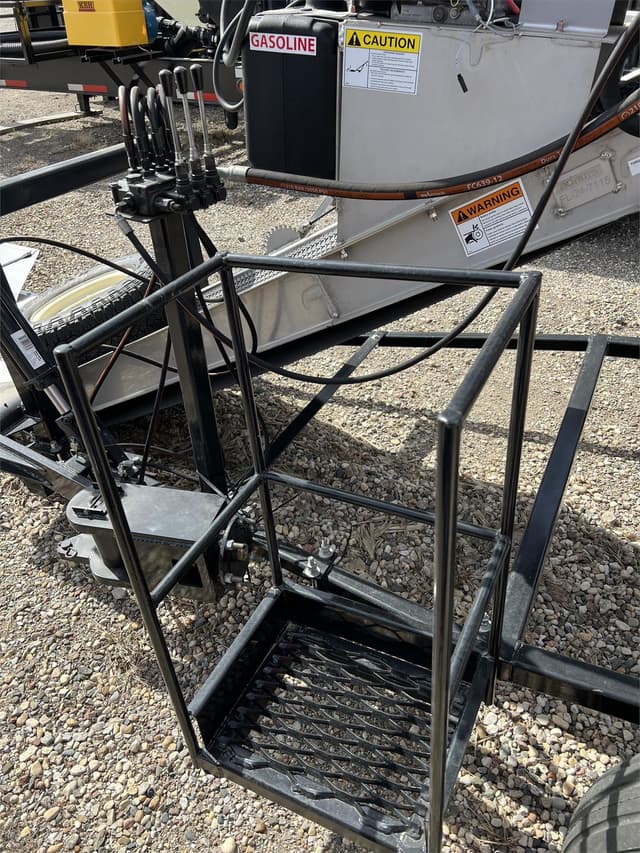 Image of Adams FL-24 equipment image 4