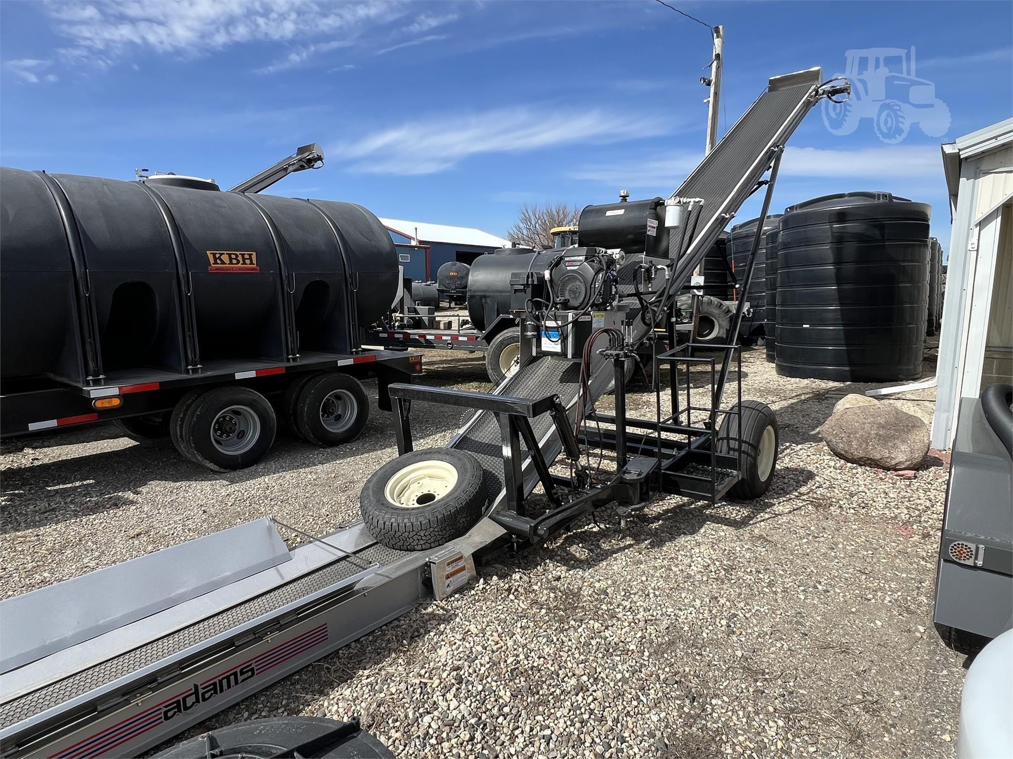 Adams FL-24 Equipment Image0