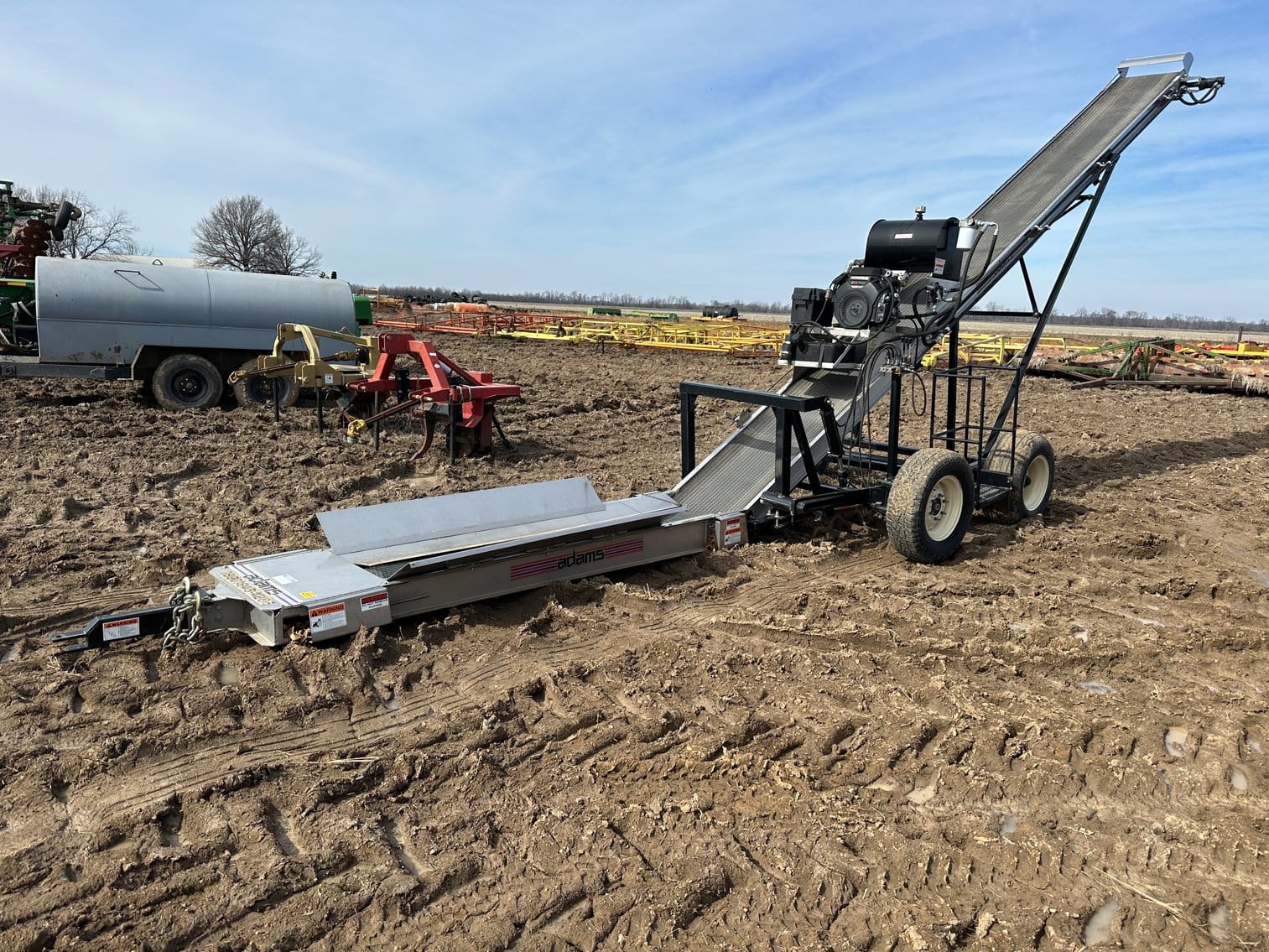 Adams FL-24 Equipment Image0