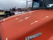 Thumbnail image Kenworth T800 12