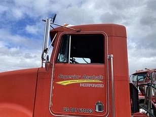 Main image Kenworth T800 15