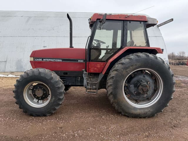 Image of Case IH 5140 equipment image 1