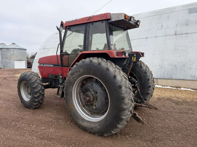 Image of Case IH 5140 equipment image 2