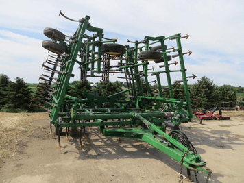 Main image John Deere 2210