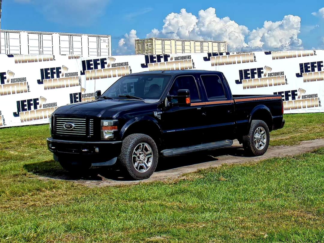 Image of Ford F-250 Primary image