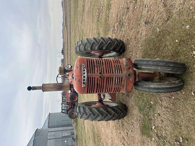 Image of Farmall MD equipment image 1