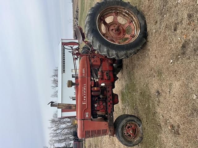 Image of Farmall MD equipment image 2