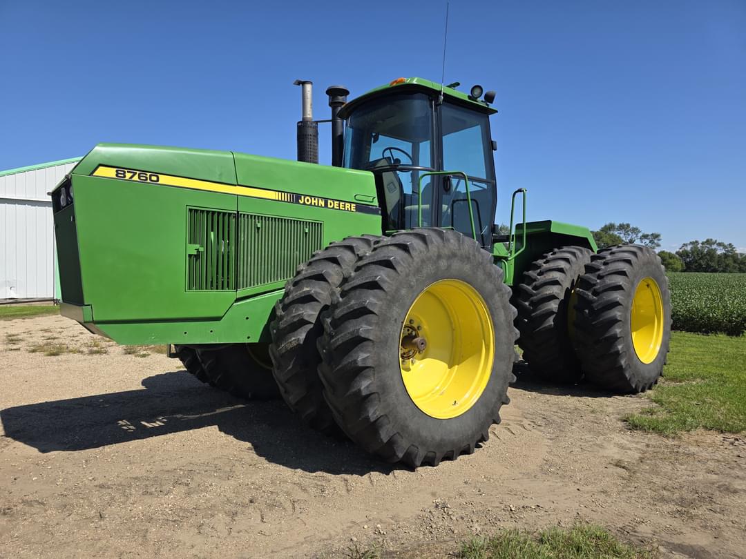 Image of John Deere 8760 Primary image