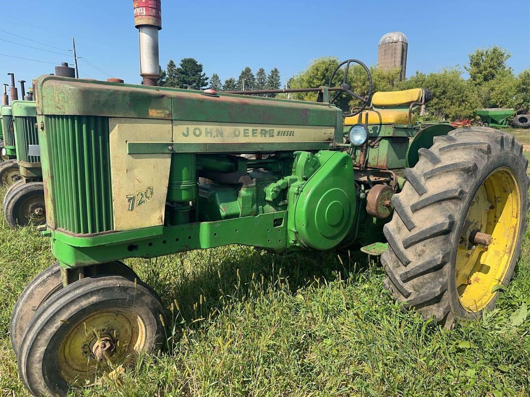 Image of John Deere 720 Primary image