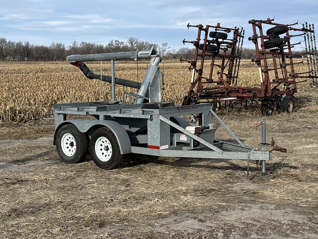 Image of ADS Bulk Seed Buggy equipment image 1