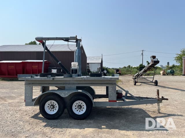 Image of ADS Bulk Seed Buggy equipment image 4