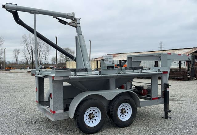 Image of ADS Bulk Seed Buggy equipment image 2