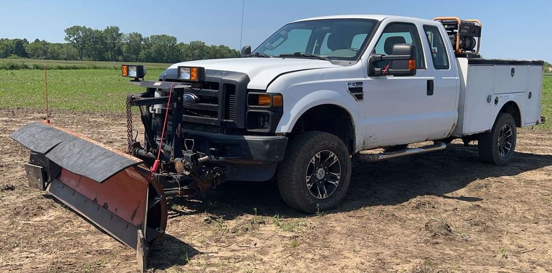 Image of Ford F-250 Primary image