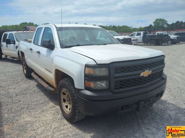 Image of Chevrolet 1500 equipment image 1