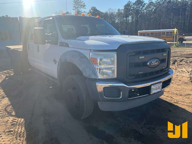 Image of Ford F-550XLSD equipment image 2