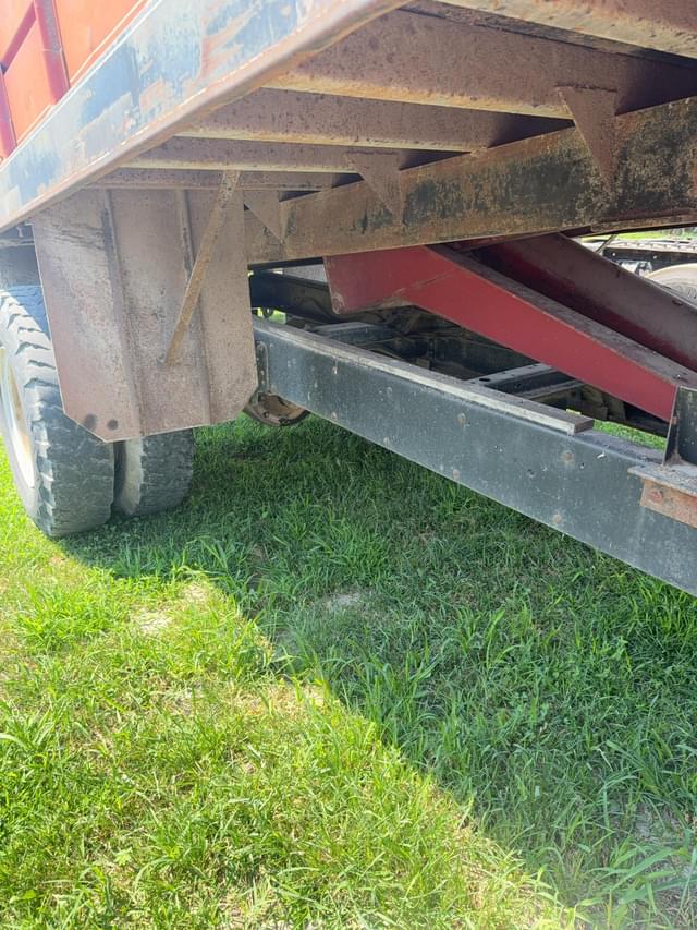 Image of Chevrolet D6500 equipment image 3