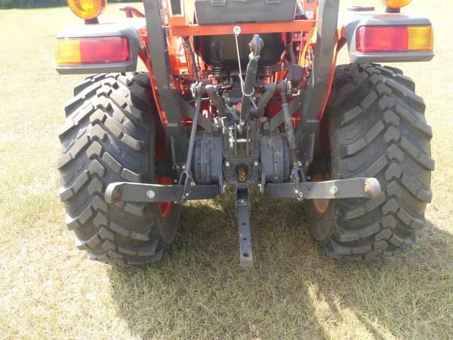 Image of Kubota L2501HST equipment image 3