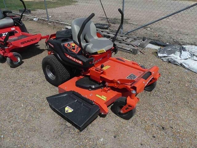 Image of Ariens Edge 52 equipment image 1