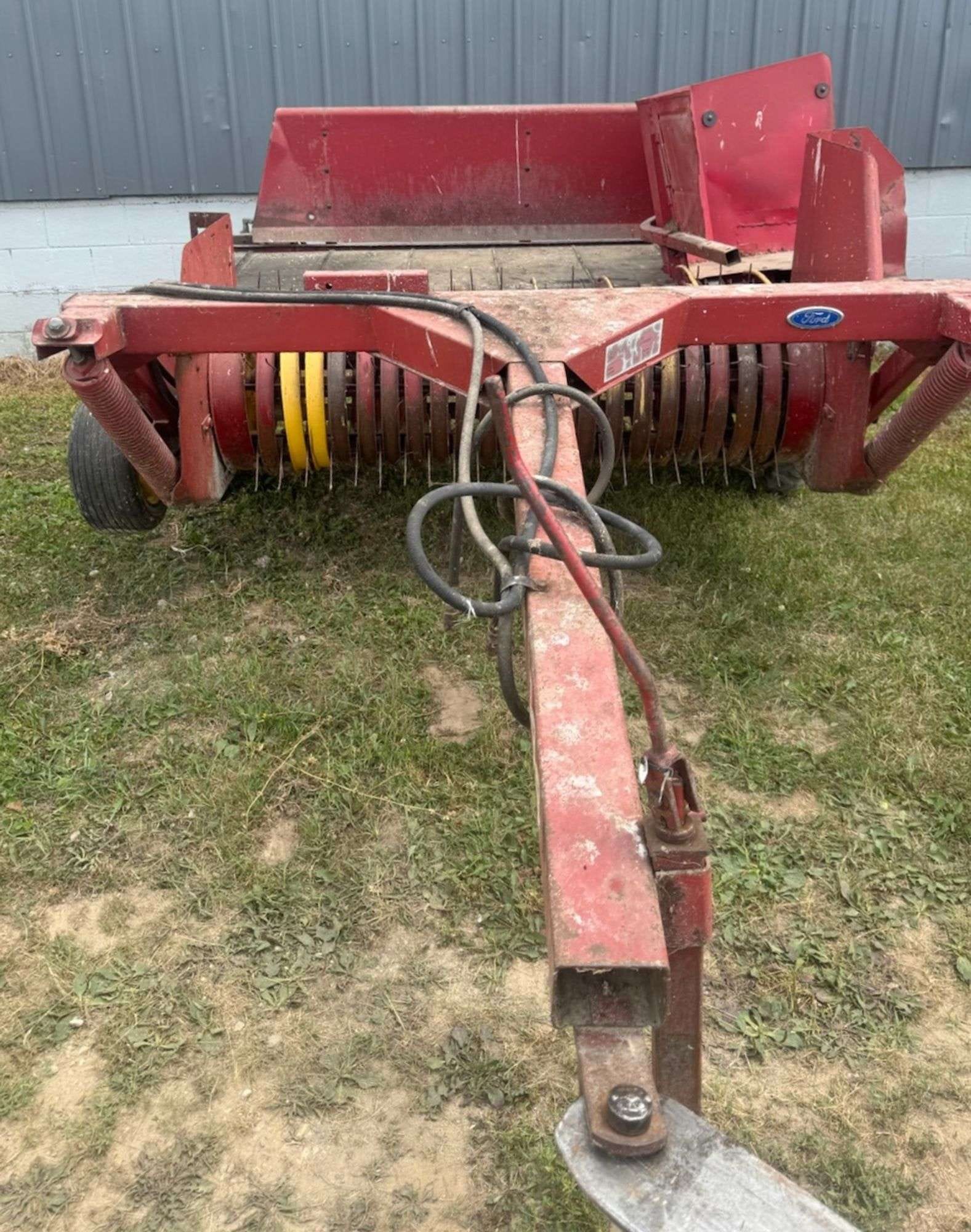Ford 144 Equipment Image0