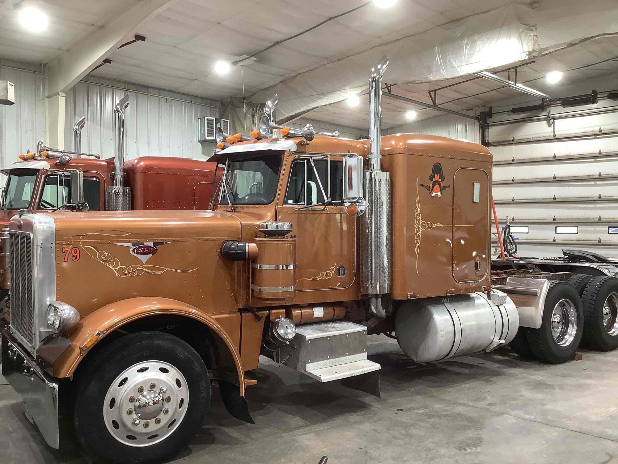 Main image Peterbilt 359