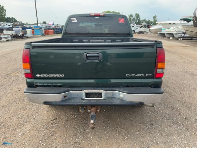 Image of Chevrolet 1500 equipment image 4