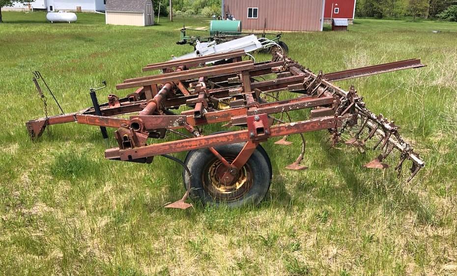 Image of International Harvester 45 Image 1