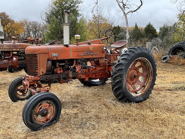 Image of Farmall 300 equipment image 3