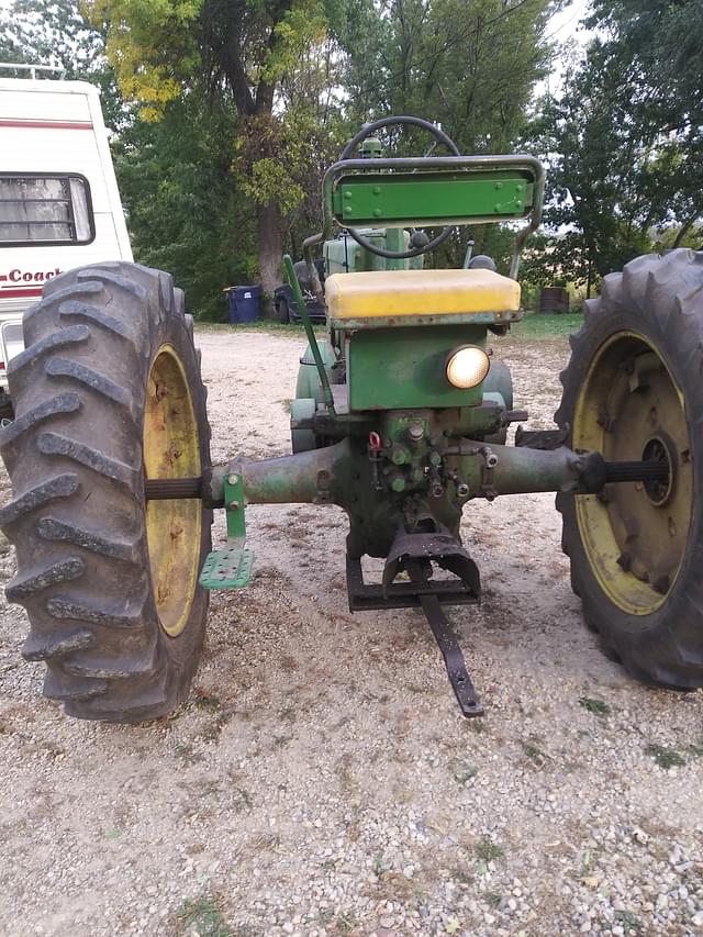 Image of John Deere A equipment image 1